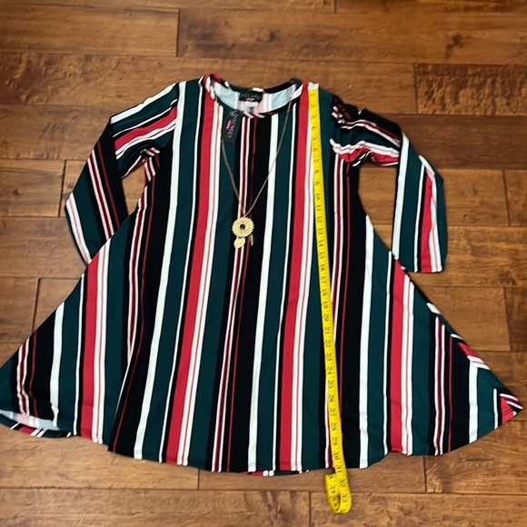 NWT Technicolor Striped Tunic Tent Dress 70s Glam
Size L And Necklace - Picture 3 of 6